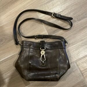 Dooney & Bourke Lock Buckle Brown Leather purse Sadie Feed Bag Hobo Shoulder